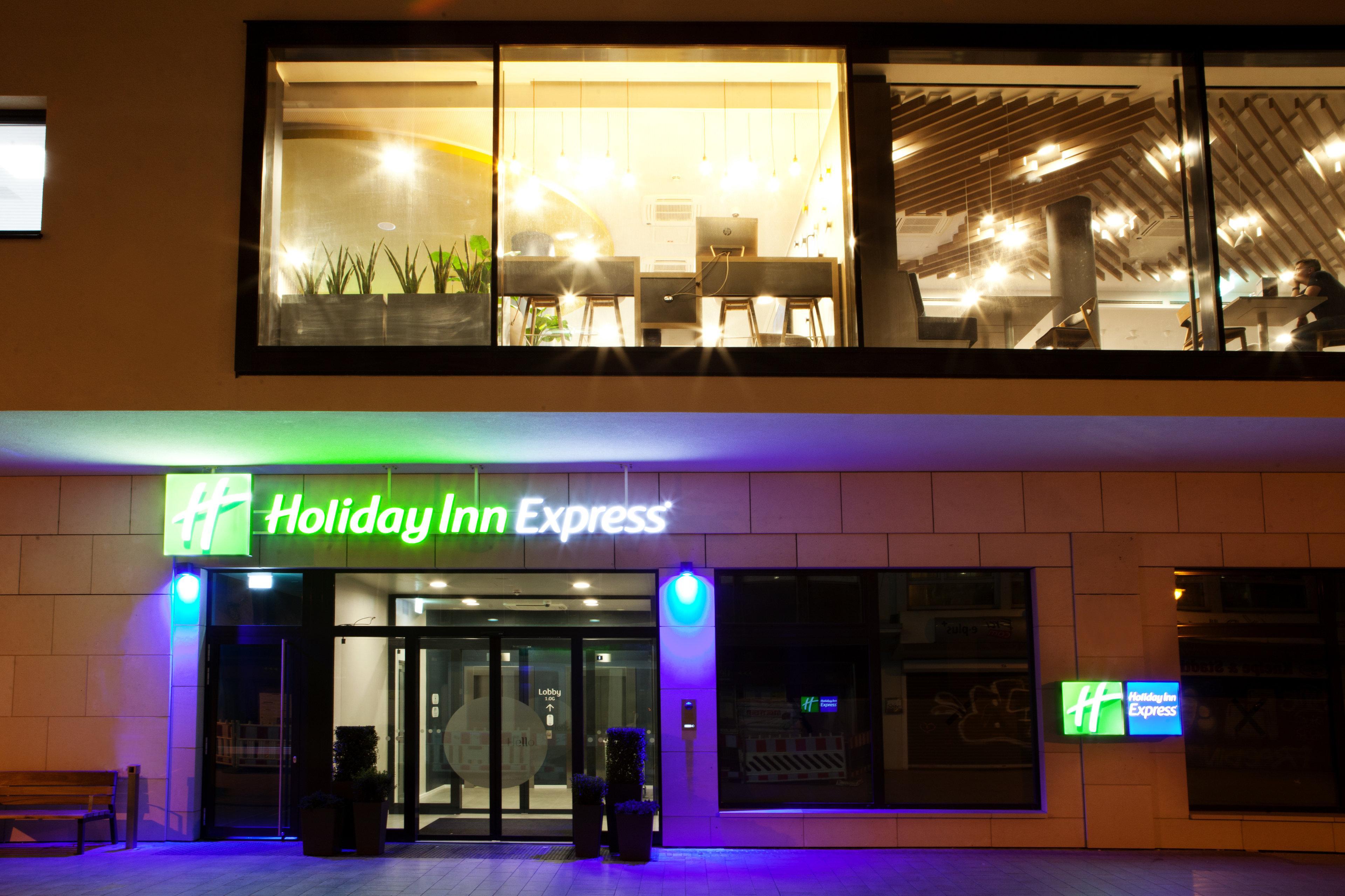 Holiday Inn Express - Muelheim - Ruhr, An Ihg Hotel Mülheim an der Ruhr Extérieur photo